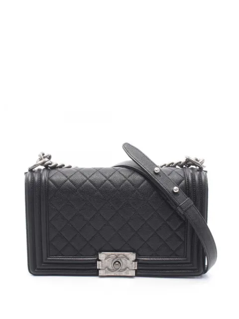 CHANEL Pre-Owned 2016-2017 Old Medium Quilted Caviar Boy Flap crossbody bag Black K2GZUUQ35P51EFIZ