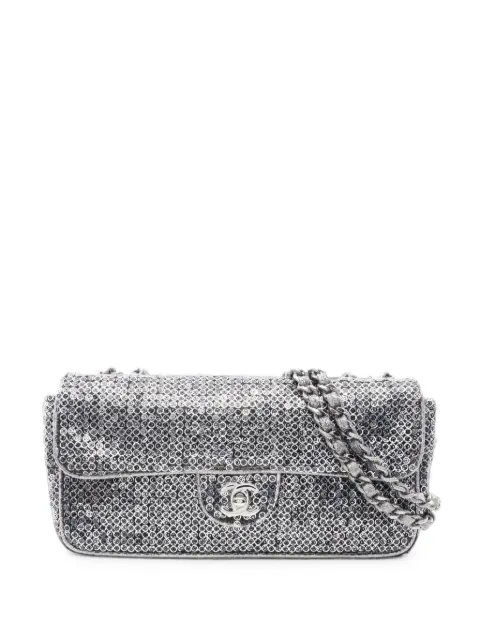 CHANEL Pre-Owned 2006-2008 Coco Mark sequin-embellished shoulder bag Silver 110211711641080