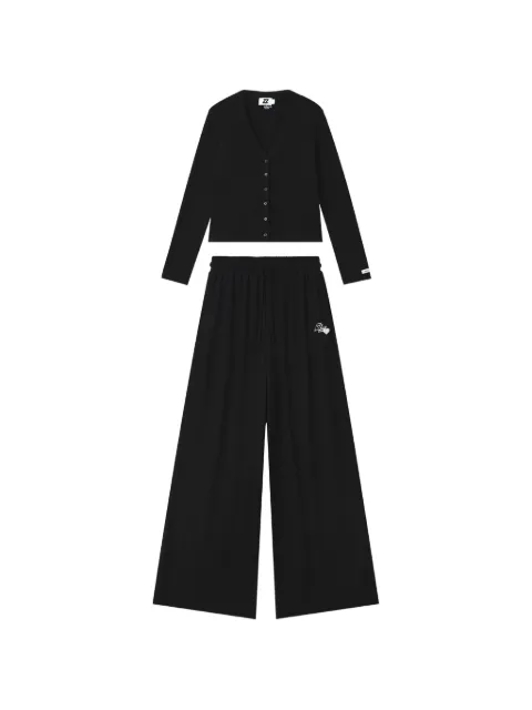 izzue logo-embroidered cardigan and pants set Black IZXTSW01279X