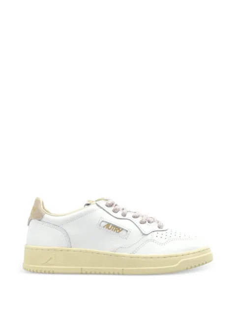 Autry Medalist Low sneakers White AULWSW04