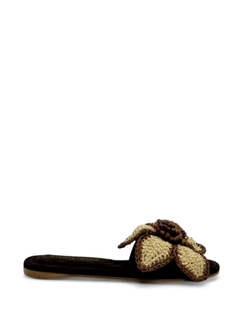 Paloma Barceló flower-appliqué flat sandals Brown AVACHOCOLATE