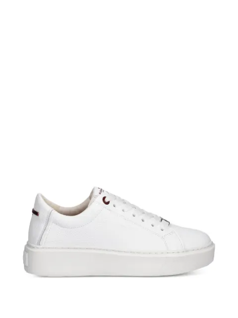 Alexander Smith London pebbled-leather platform sneakers White ALBDLHW8406WHT