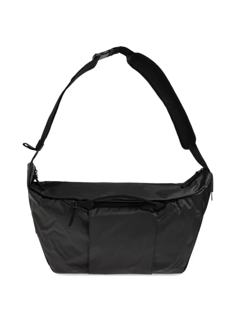 Db 24L Ramverk Pro shoulder bag Black RAMVERKPROSLINGBAG24L