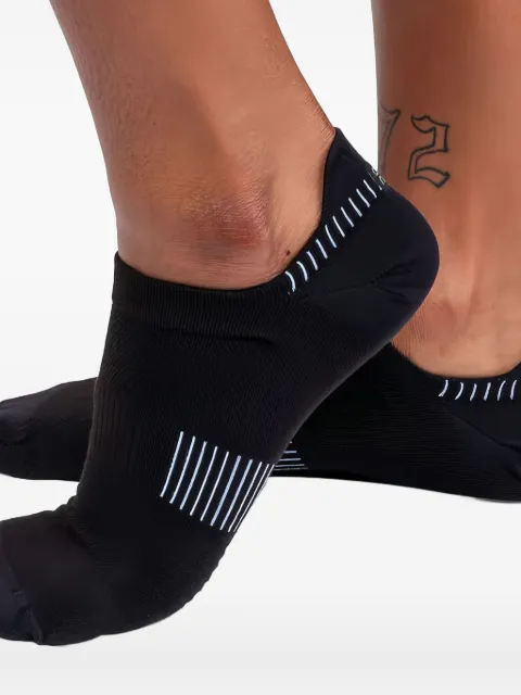 On Ultralight low striped socks Black 347